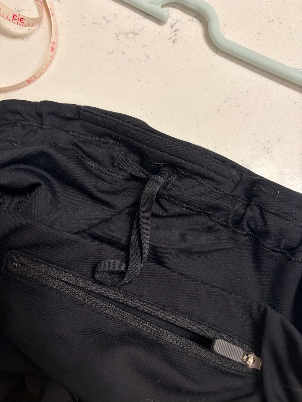 Lululemon shorts size 4